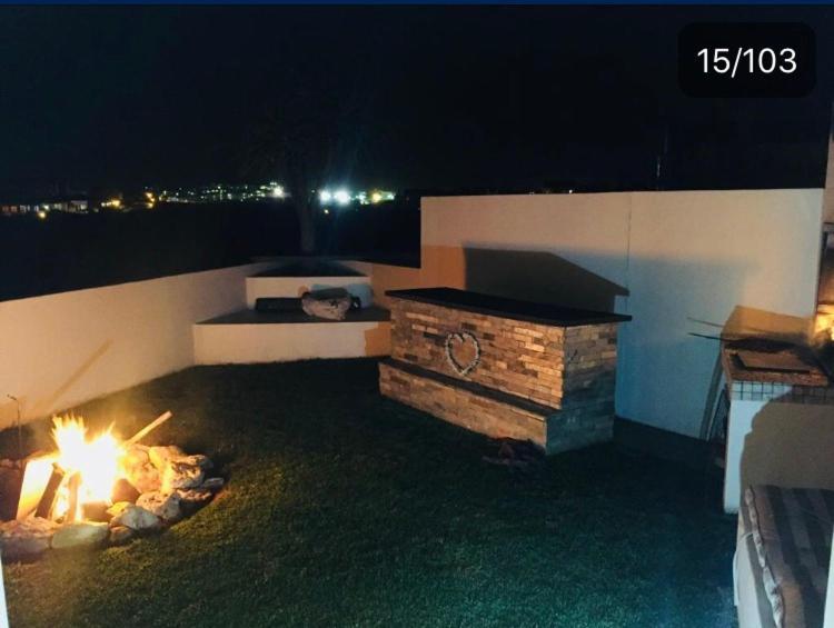 Perfect 10 - 10 To 13 Sleeper Luxury Holiday Home Breakage Deposit Of R2500 Per Weekend Lease Langebaan Exterior foto
