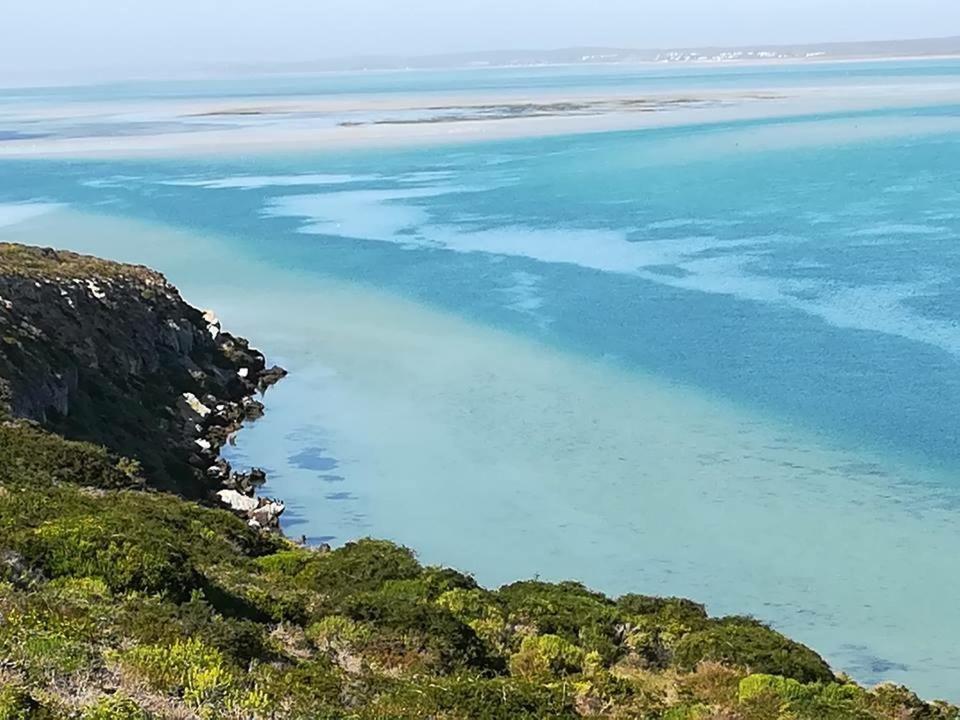 Perfect 10 - 10 To 13 Sleeper Luxury Holiday Home Breakage Deposit Of R2500 Per Weekend Lease Langebaan Exterior foto