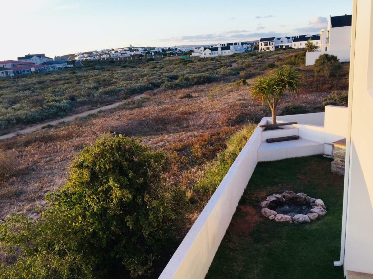 Perfect 10 - 10 To 13 Sleeper Luxury Holiday Home Breakage Deposit Of R2500 Per Weekend Lease Langebaan Exterior foto