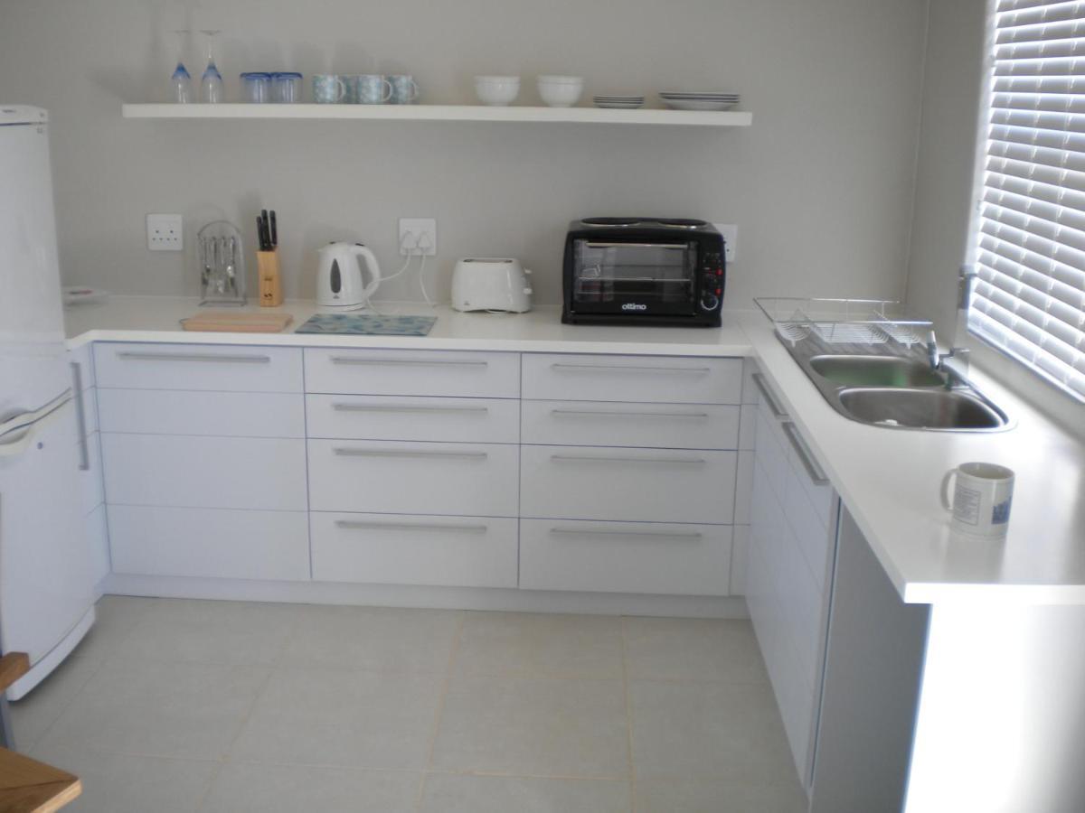 Perfect 10 - 10 To 13 Sleeper Luxury Holiday Home Breakage Deposit Of R2500 Per Weekend Lease Langebaan Exterior foto